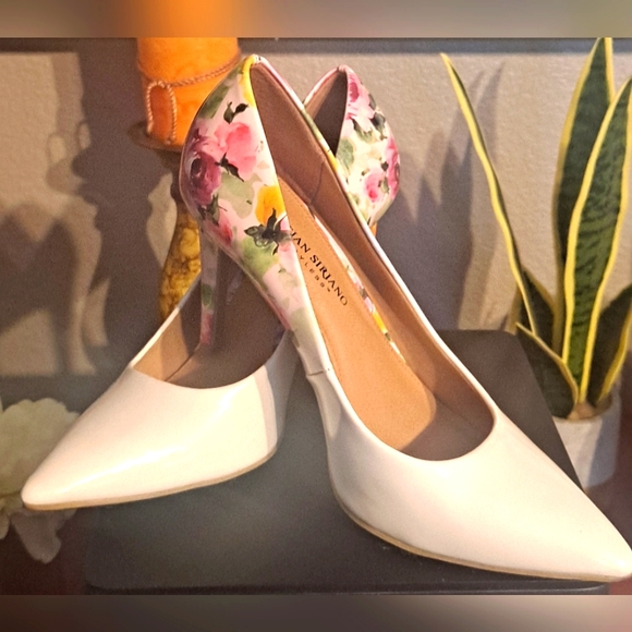 Christian Siriano Shoes - Floral Heels || Size 8
